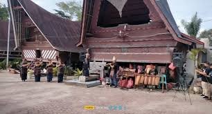 Keindahan Desa Wisata Tomok Destinasi Wisata yang Menawan