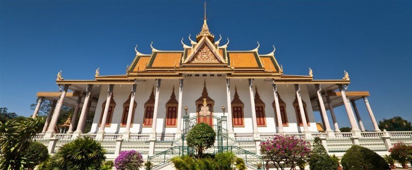 Pesona Megah Istana Kerajaan & Silver Pagoda Kamboja