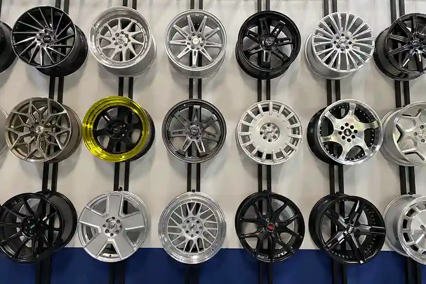 Pelek Mobil Racing