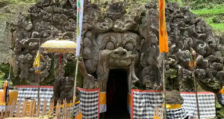 Goa Gajah Bali 2026 Situs Bersejarah Ikonik Dunia