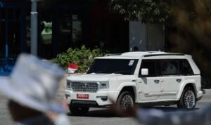 Mobil Transparan Mobil Transparan