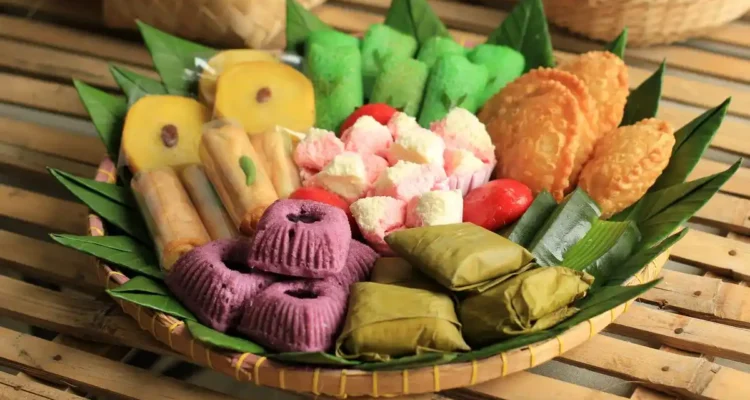 Jajanan Tradisional Indonesia, Rasa Manis Gurih yang Menyimpan Cerita dari Banyak Daerah